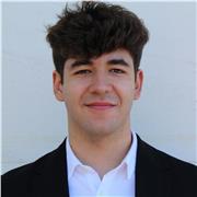 Estudiante de Ingeniería imparte clases de Matemáticas y Física